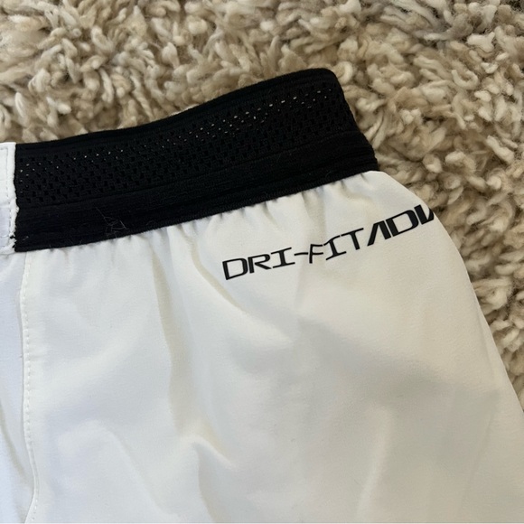 ✔️NWT✔️ NIKE Aeroswift Dri-Fit ADV 2” Brief Lined Running Shorts - Picture 9 of 11